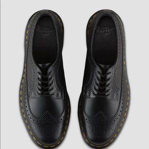 Dr. Martens 3989 Black Leather Brogue